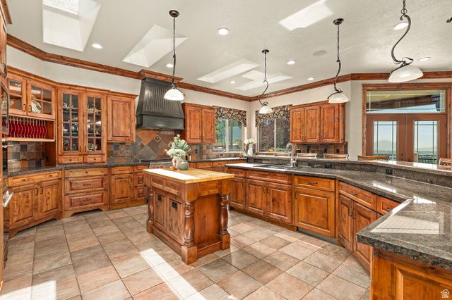 3331 W BEAR CANYON LN, Cedar Hills, UT 84062
