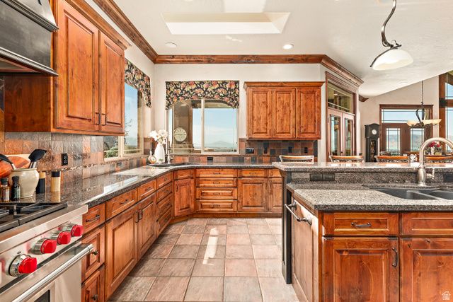 3331 W BEAR CANYON LN, Cedar Hills, UT 84062