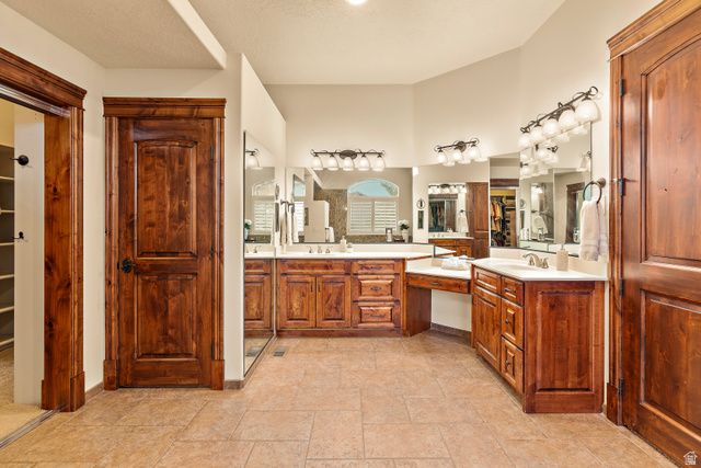 3331 W BEAR CANYON LN, Cedar Hills, UT 84062