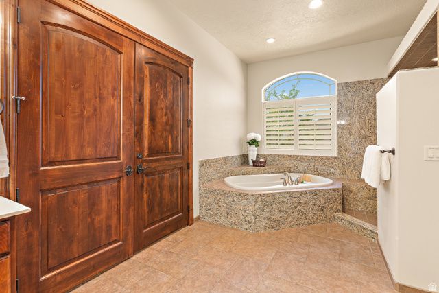 3331 W BEAR CANYON LN, Cedar Hills, UT 84062