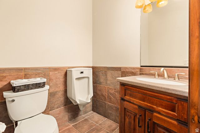 3331 W BEAR CANYON LN, Cedar Hills, UT 84062