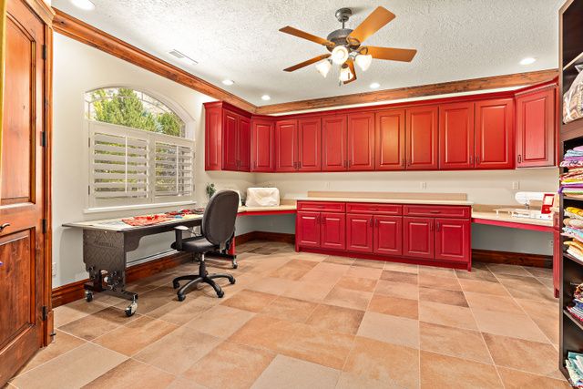 3331 W BEAR CANYON LN, Cedar Hills, UT 84062