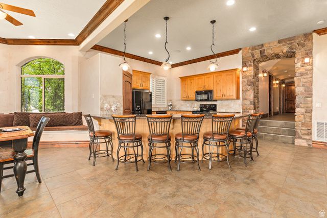 3331 W BEAR CANYON LN, Cedar Hills, UT 84062