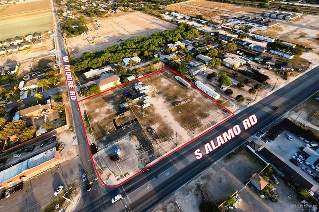 1110 S Alamo Street, Alamo, TX 78516