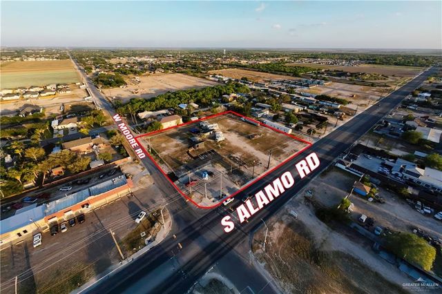 1110 S Alamo Street, Alamo, TX 78516