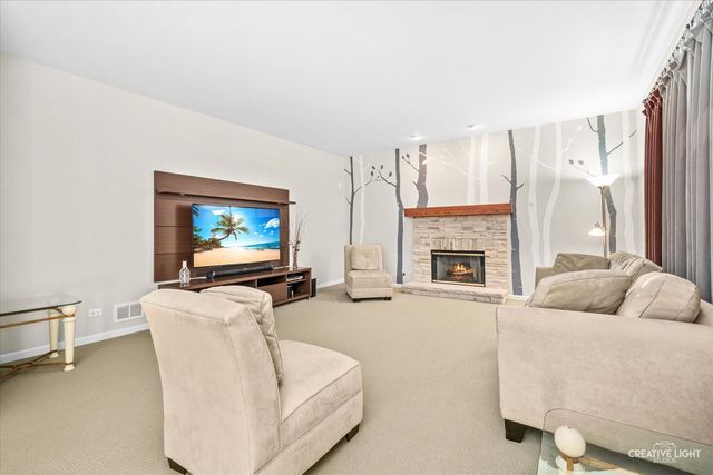 10651 Capitol Lane, Huntley, IL 60142