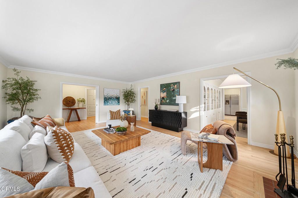 Image 12 of property listing at 2240 Sherwood Road, San Marino, CA 91108
