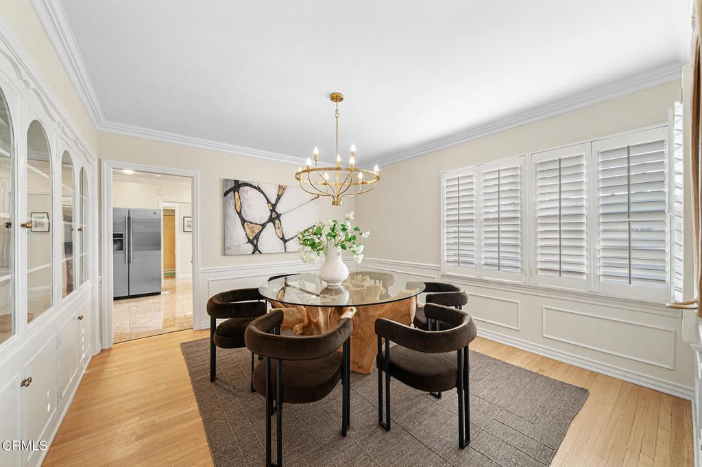 Image 13 of property listing at 2240 Sherwood Road, San Marino, CA 91108