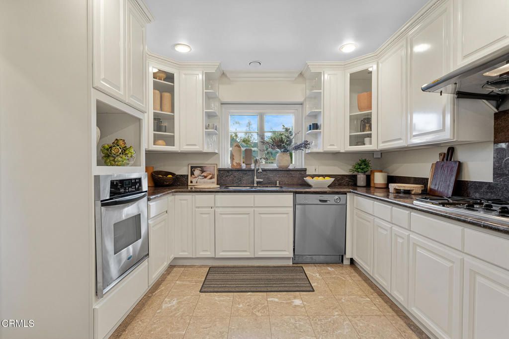 Image 35 of property listing at 2240 Sherwood Road, San Marino, CA 91108