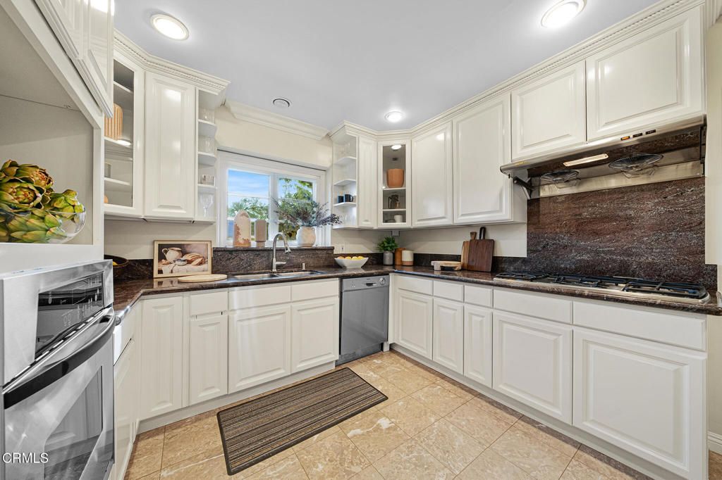 Image 36 of property listing at 2240 Sherwood Road, San Marino, CA 91108
