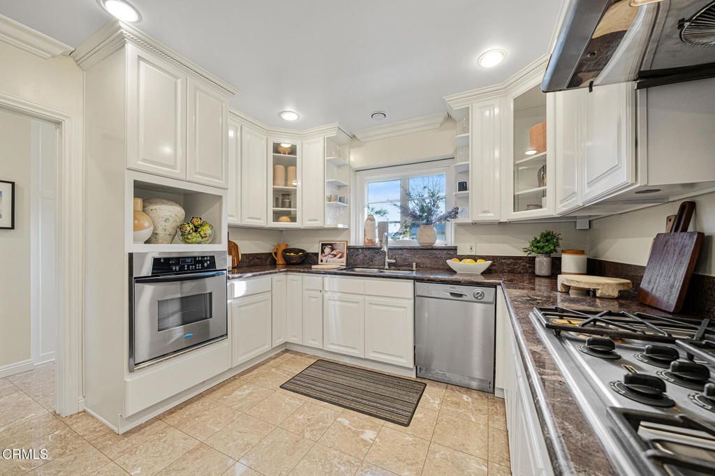 Image 38 of property listing at 2240 Sherwood Road, San Marino, CA 91108