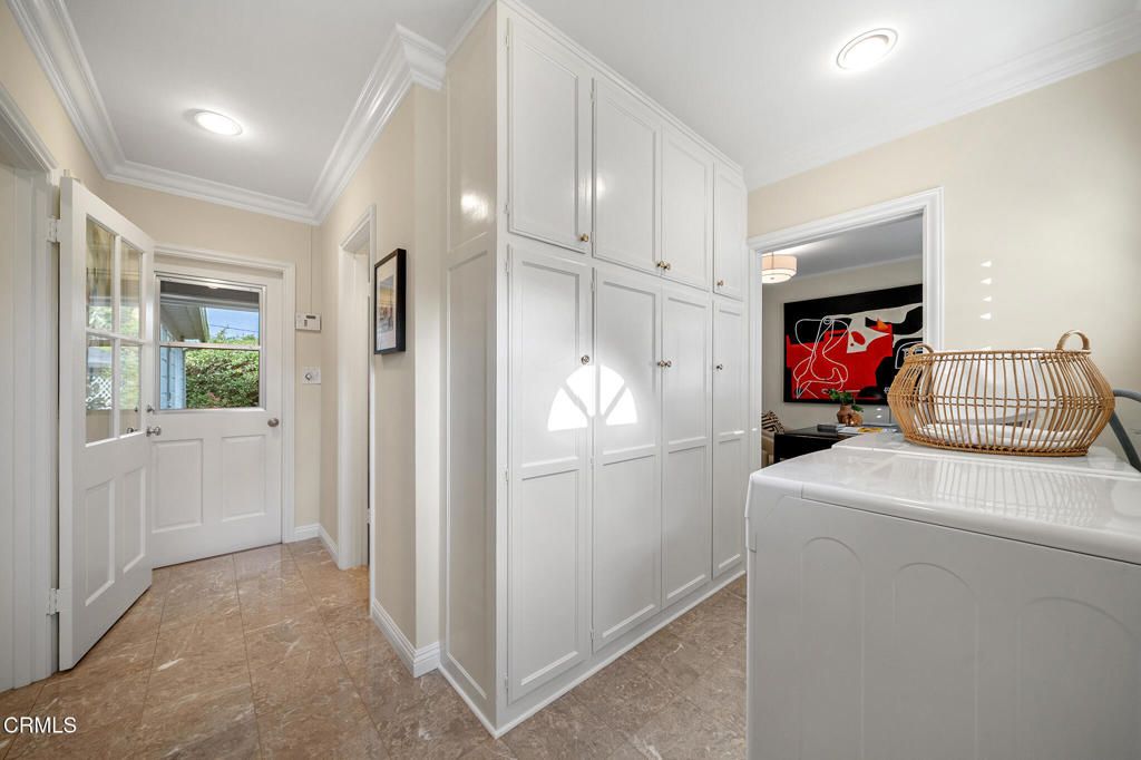 Image 39 of property listing at 2240 Sherwood Road, San Marino, CA 91108