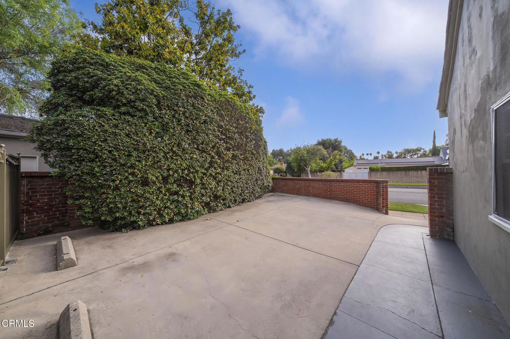 Image 56 of property listing at 2240 Sherwood Road, San Marino, CA 91108