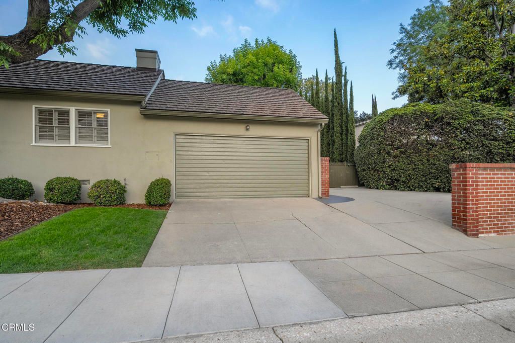 Image 58 of property listing at 2240 Sherwood Road, San Marino, CA 91108
