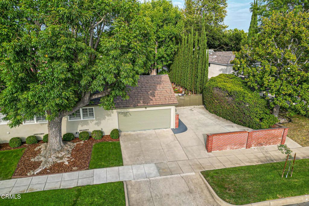 Image 61 of property listing at 2240 Sherwood Road, San Marino, CA 91108