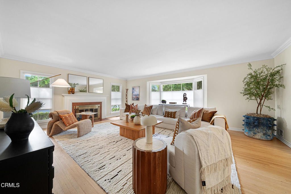 Image 8 of property listing at 2240 Sherwood Road, San Marino, CA 91108