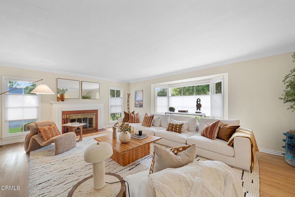 Image 9 of property listing at 2240 Sherwood Road, San Marino, CA 91108