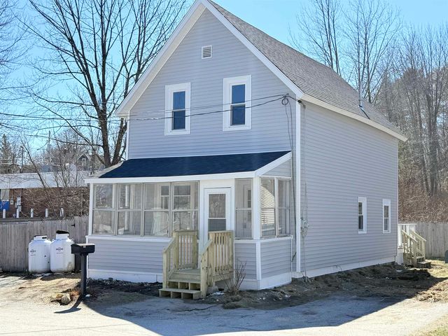8 Holman Street, Hillsborough, NH 03221