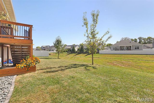 7104 Richmond Drive, Glen Carbon, IL 62034