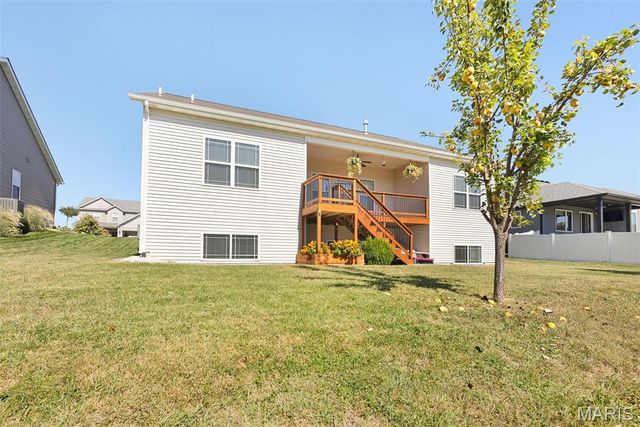 7104 Richmond Drive, Glen Carbon, IL 62034