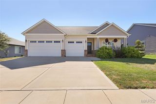 7104 Richmond Drive, Glen Carbon, IL 62034