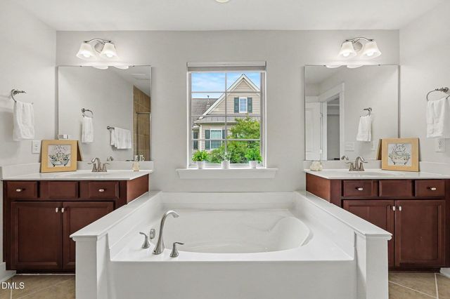 9207 Giralda Walk, Raleigh, NC 27617