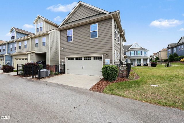 9207 Giralda Walk, Raleigh, NC 27617