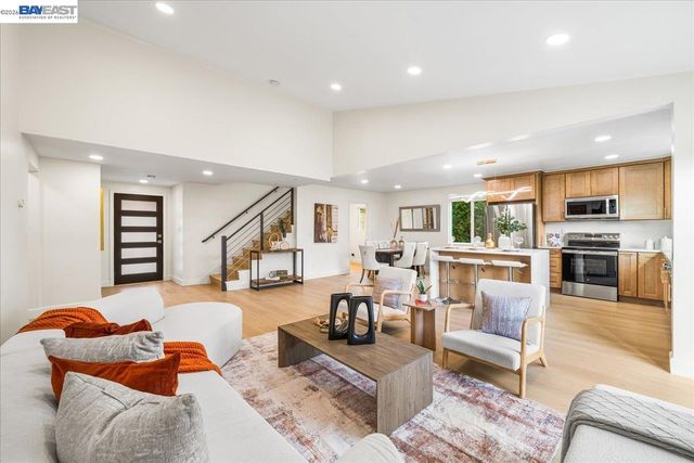 532 Mcduff Ave, Fremont, CA 94539