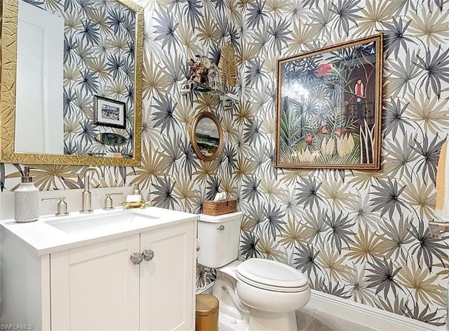 4058 Aquila PL, Naples, FL 34120