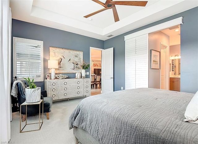 4058 Aquila PL, Naples, FL 34120