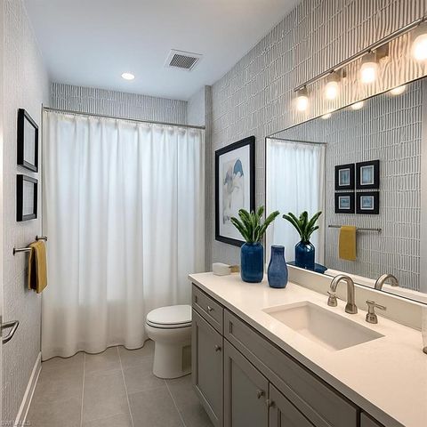 4058 Aquila PL, Naples, FL 34120