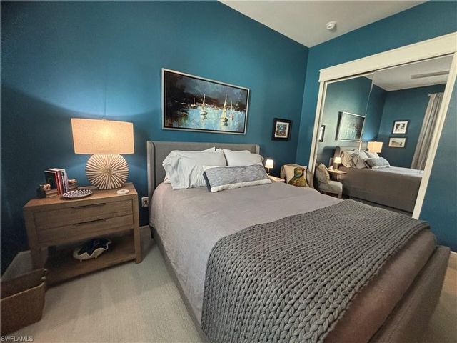 4058 Aquila PL, Naples, FL 34120