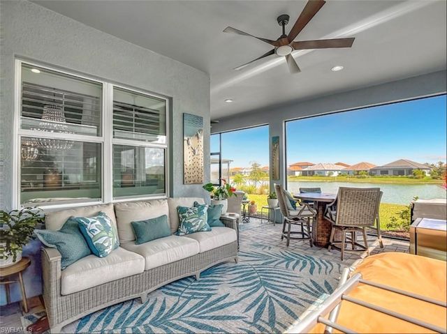 4058 Aquila PL, Naples, FL 34120