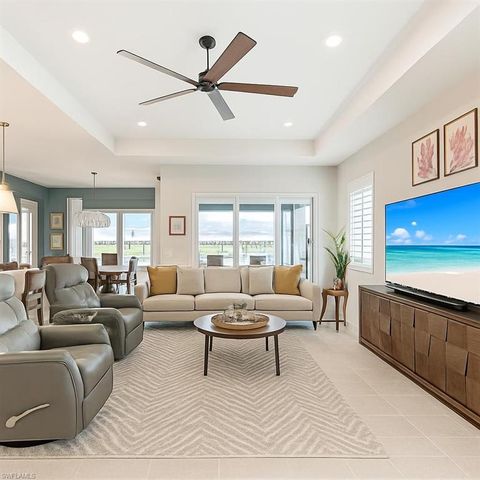 4058 Aquila PL, Naples, FL 34120