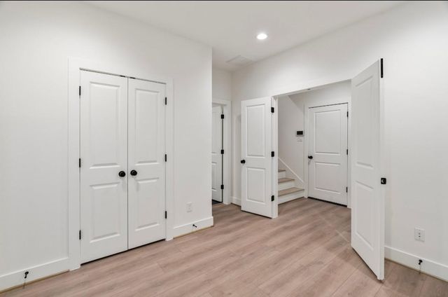 816 Curtin Street D, Houston, TX 77018