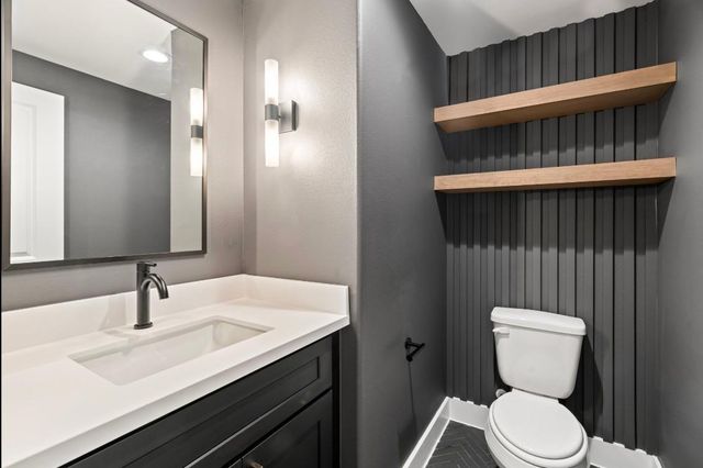 816 Curtin Street D, Houston, TX 77018