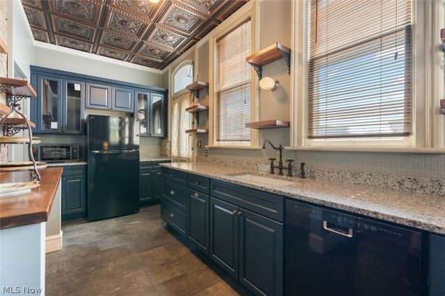 4522 7th Street SW, Canton, OH 44710