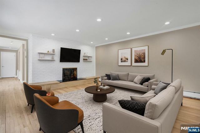 16 Cypress Peak Lane, Montvale, NJ 07645