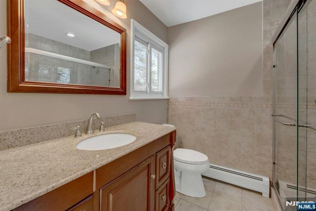 16 Cypress Peak Lane, Montvale, NJ 07645