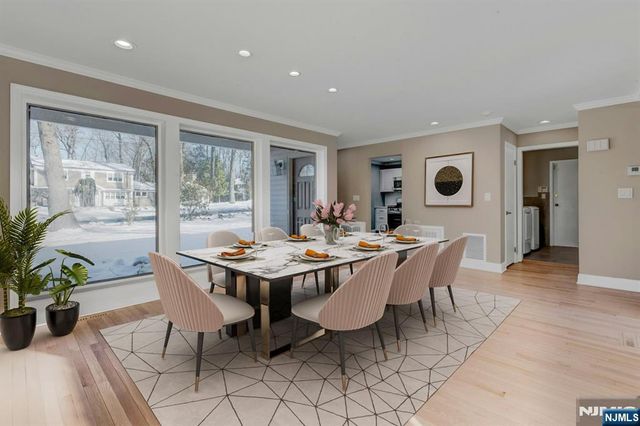 16 Cypress Peak Lane, Montvale, NJ 07645