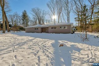 16 Cypress Peak Lane, Montvale, NJ 07645