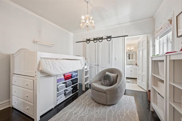 110 KENILWORTH Avenue, Kenilworth, IL 60043