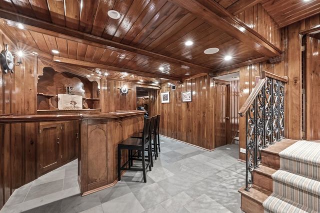 110 KENILWORTH Avenue, Kenilworth, IL 60043