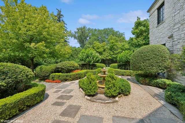 110 KENILWORTH Avenue, Kenilworth, IL 60043