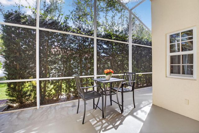 5350 Casa Real Drive, Delray Beach, FL 33484