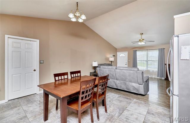 30 Spring Hill Circle, Wright City, MO 63390