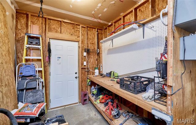 30 Spring Hill Circle, Wright City, MO 63390