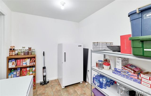 30 Spring Hill Circle, Wright City, MO 63390