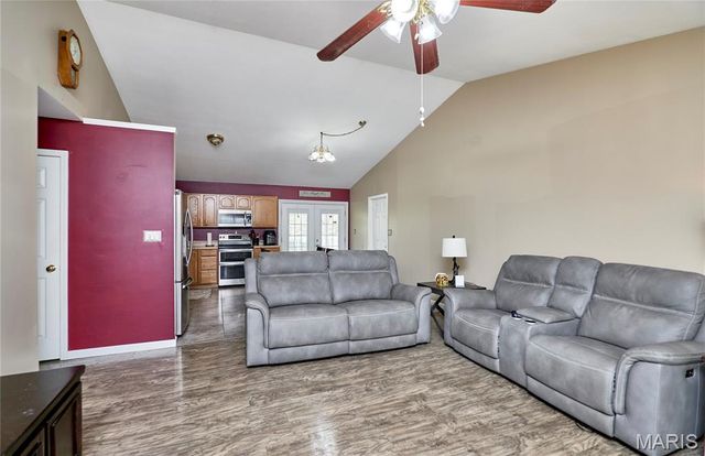 30 Spring Hill Circle, Wright City, MO 63390