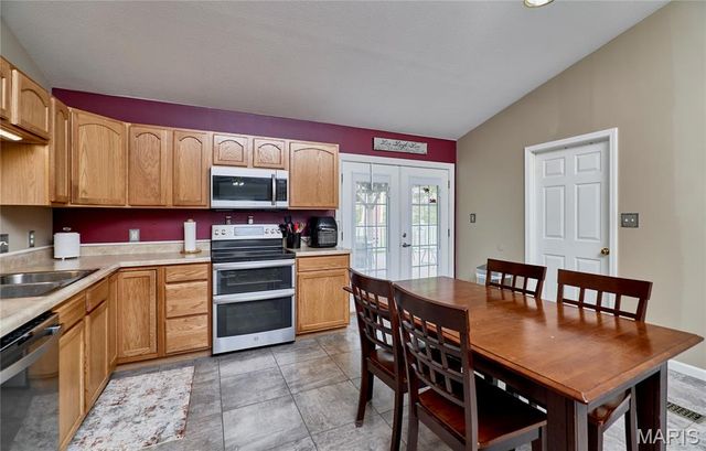30 Spring Hill Circle, Wright City, MO 63390